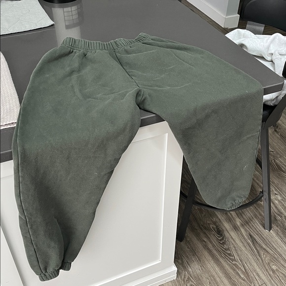 Young LA Sweatpants - Picture 2 of 4